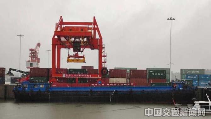 豫货出海” “海货入豫”再添新通道