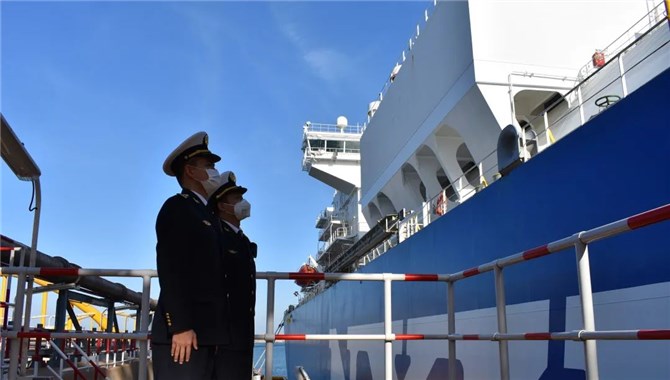 大连海事局党委与中远海运物流供应链有